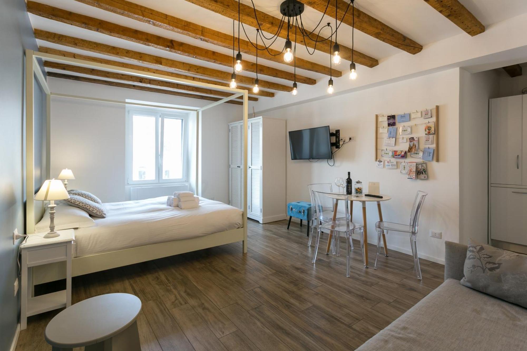Navigli - Vigevano 45 & Casale 3A Studios Milaan Kamer foto