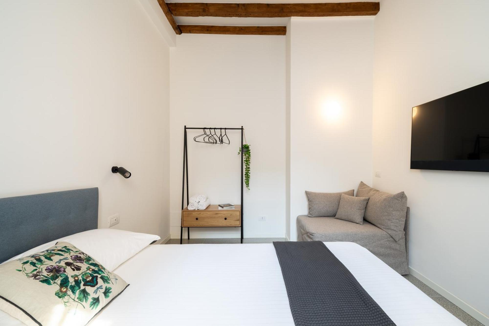 Navigli - Vigevano 45 & Casale 3A Studios Milaan Kamer foto